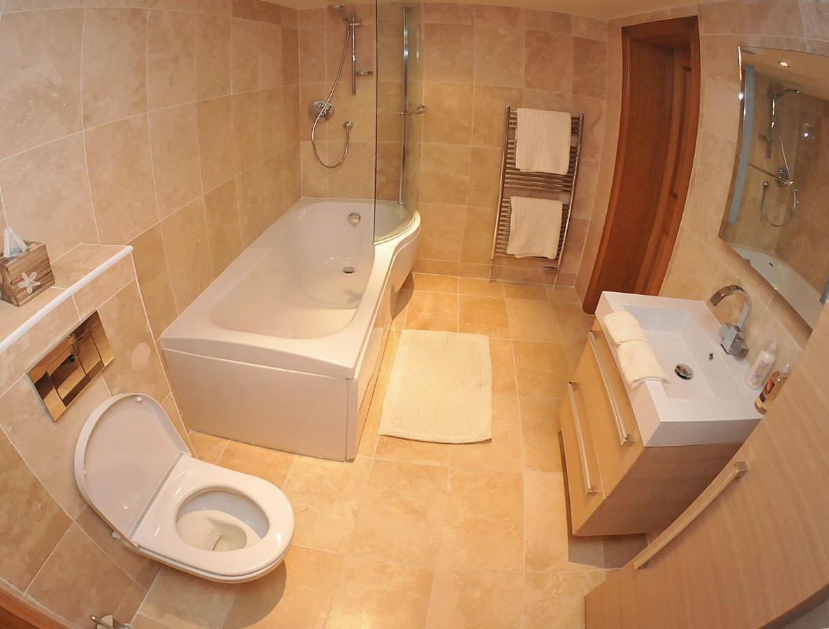 Kingsview Apartment Стерлинг Экстерьер фото